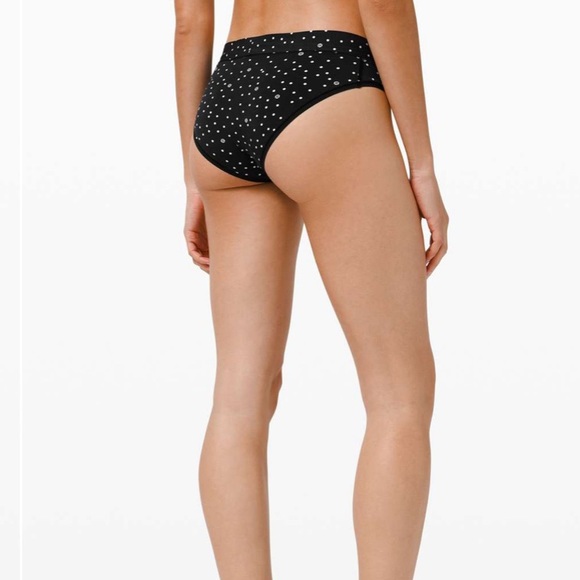 Lululemon Smooth Seamless Bikini 3 Pack - Picture 3 of 8